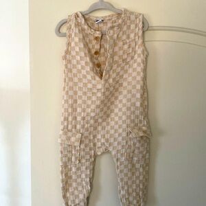 One Piece checkered outfit